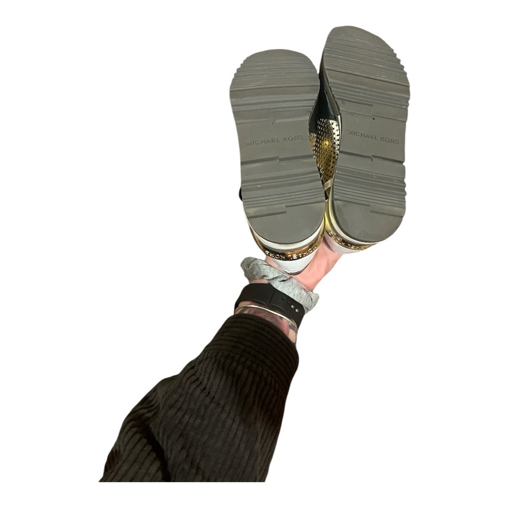 MICHAEL KORS SNEAKERS - Picture 7 of 9